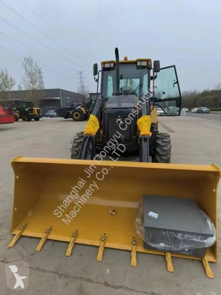 Traktor med grab XCMG XC8-S2570