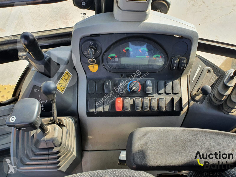 Buldoexcavator Caterpillar 434 F2