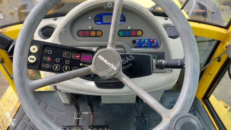 Tractopelle Komatsu