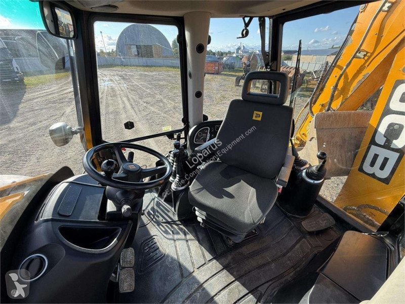 Tractopelle JCB 4 CX , quick coupler front & b
