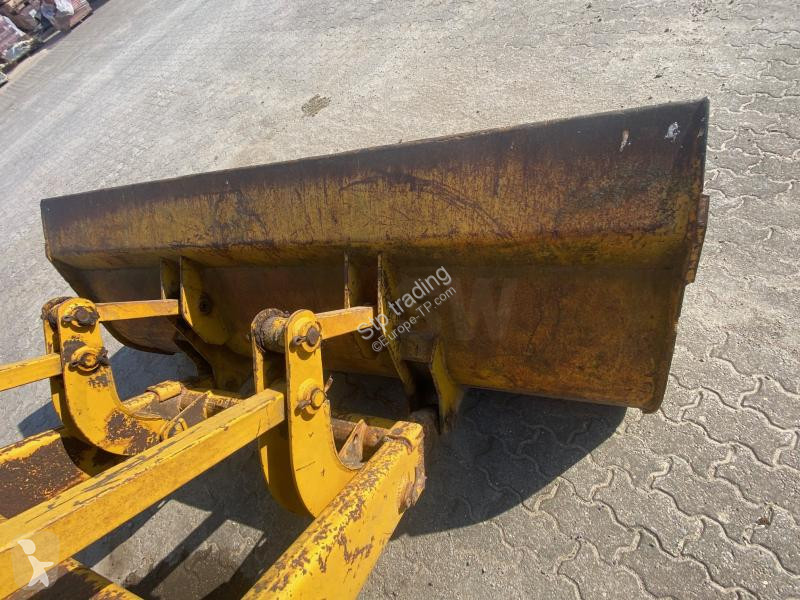 Buldoexcavator Massey Ferguson  MF 500BII