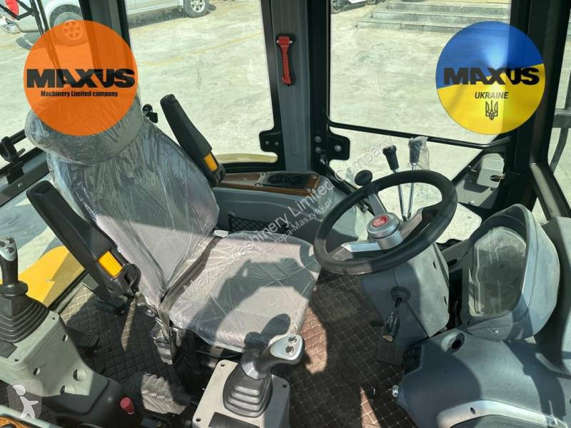 Buldoexcavator Maxus Escavadora Carregadeira...