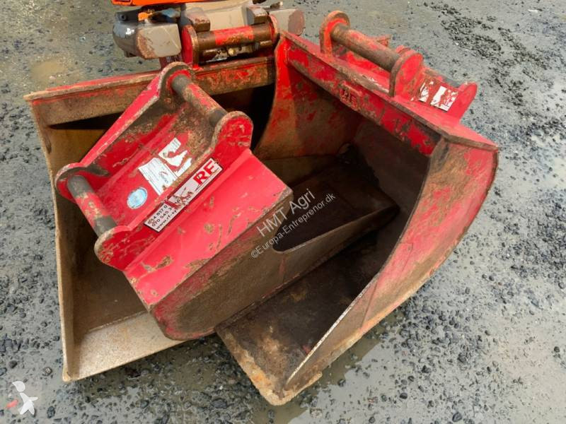 Retroescavadora Kubota KX042-4