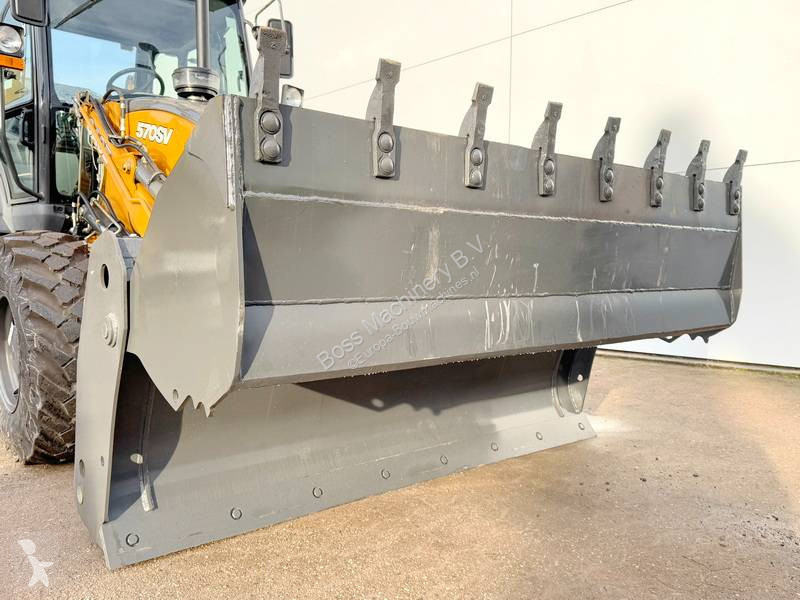 Traktor med grab Case 570SV 4WD - 4/1 Bucket /...