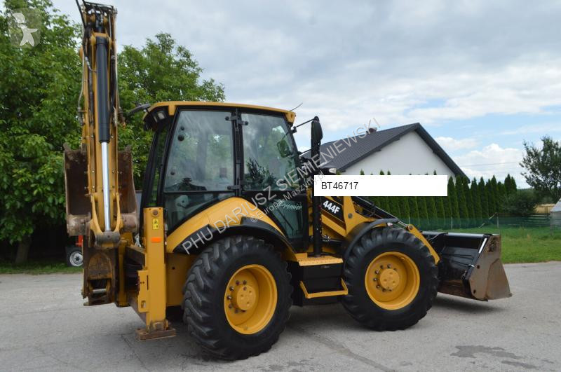 Retroescavadora Caterpillar 444F