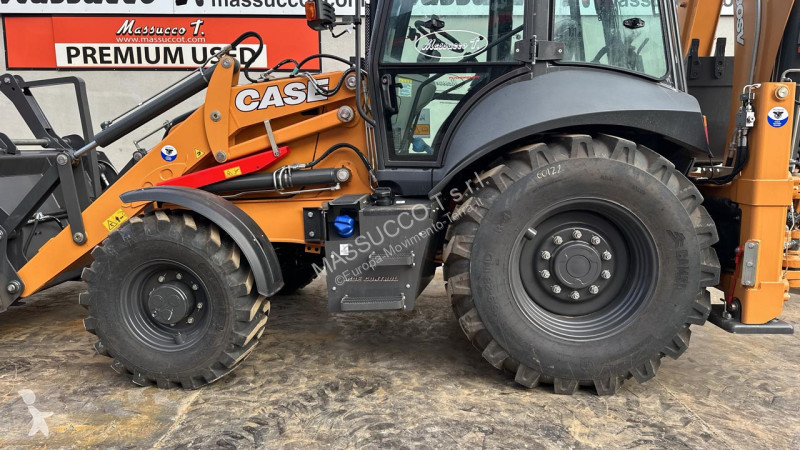 Bagr Case 4x4