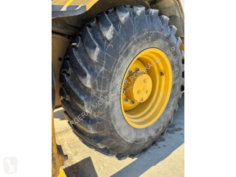 Koparko-ładowarka Caterpillar 432 F 2