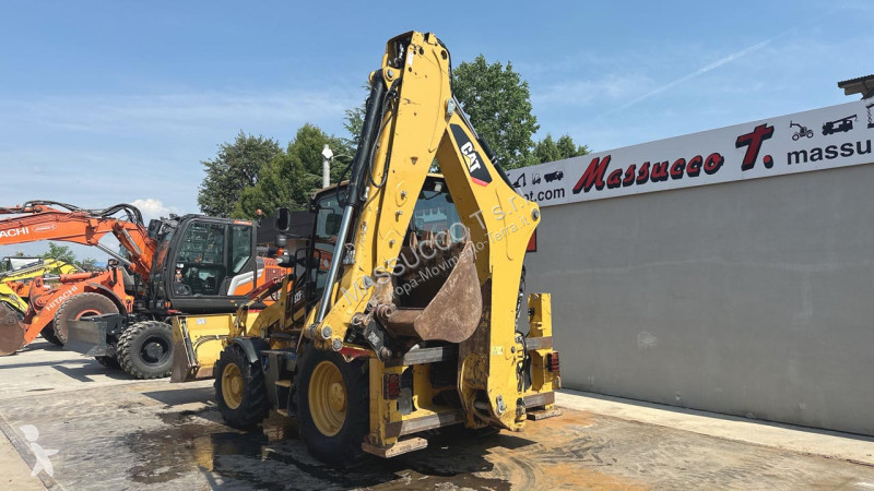 Bagr Caterpillar 2 4x4