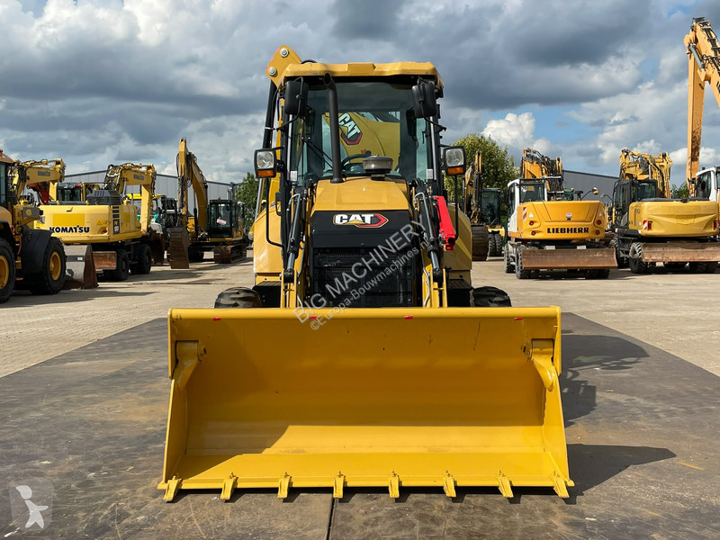 Rýpadlo-nakladač Caterpillar 424