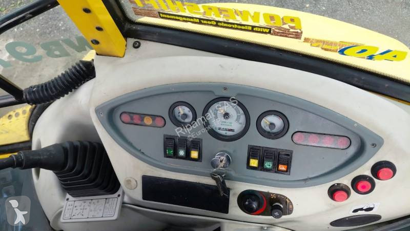 Tractopelle Komatsu
