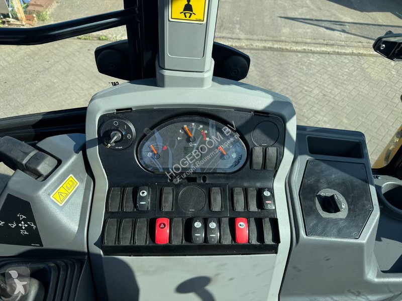 Terna Caterpillar 424 4X4 ( UNUSED )
