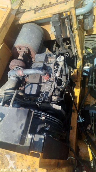 Retroescavadora Case 688