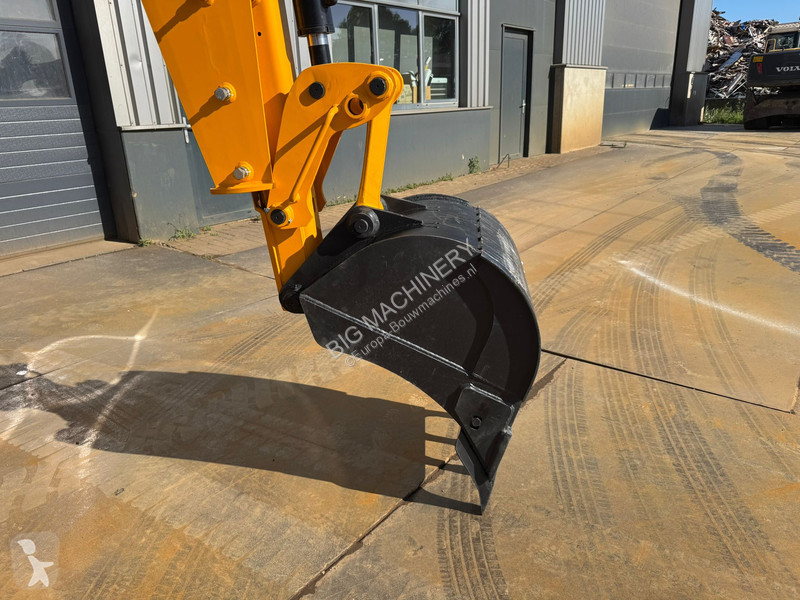 Retroescavadora JCB 3DX 4x4 Xtra with...