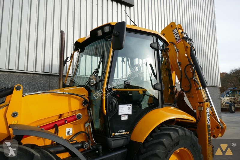 Traktor med grab JCB PRO