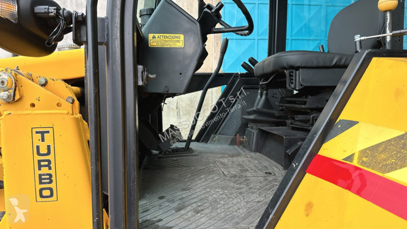 Экскаватор-погрузчик MF Automation 60HX 4X4
