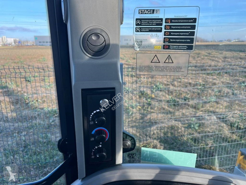 Traktor med grab JCB 3CX PLUS * NEW unused *...