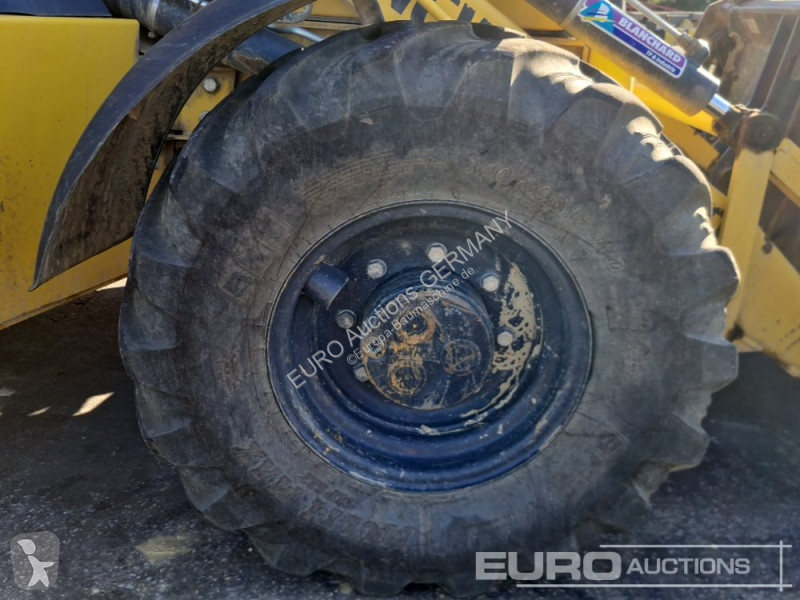 Bagr New Holland