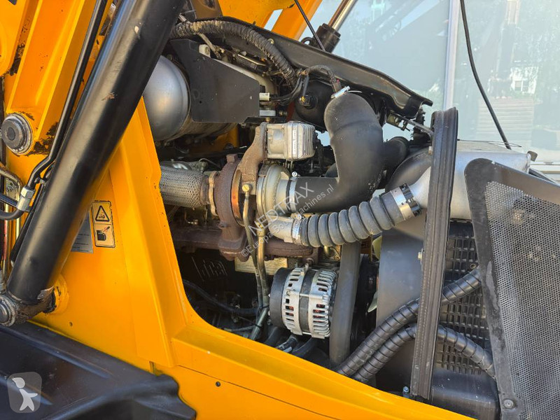 Traktor med grab JCB 3 CX 2017