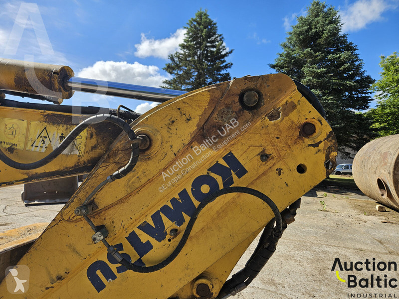 Bagr Komatsu E0