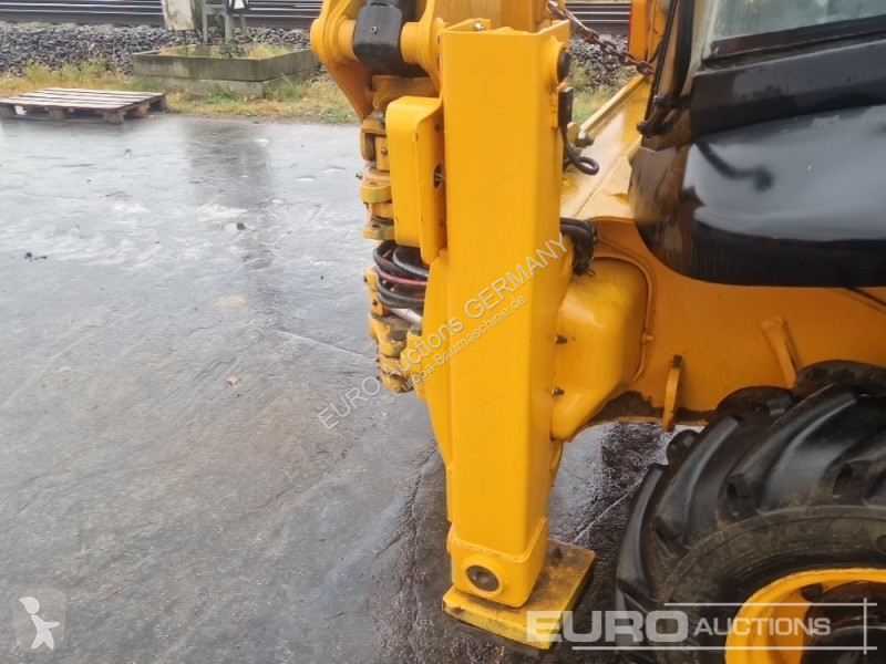 Buldoexcavator JCB 2CX