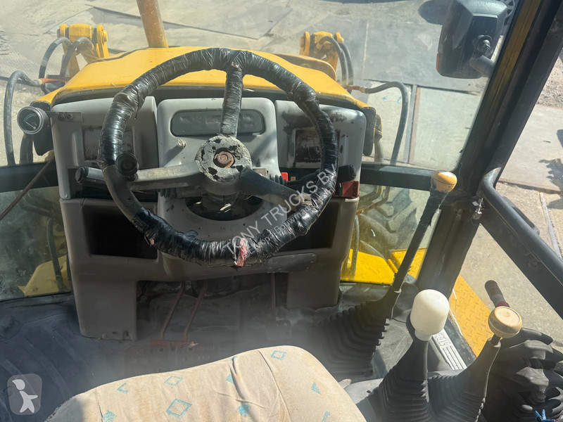 Retroescavadora JCB 4X4 BACKHOE LOADER...