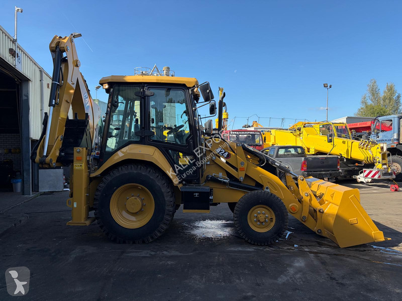 Экскаватор-погрузчик Caterpillar 424 Backhoe...