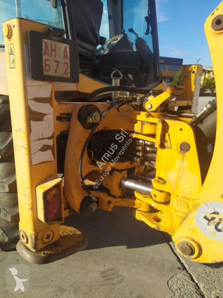 Koparko-ładowarka JCB 3CX