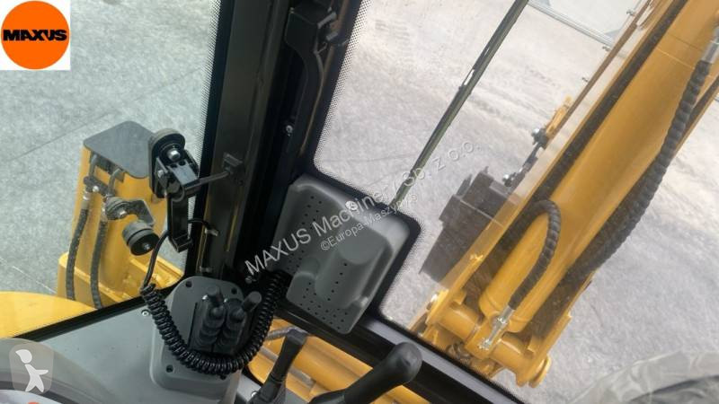 Retroescavadora JCB MAXUS 4CX