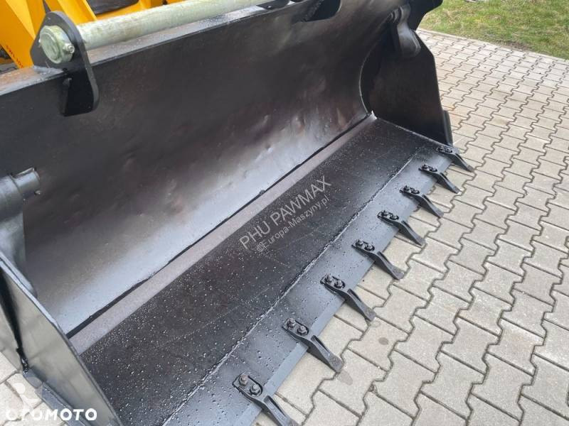 Retroescavadora JCB