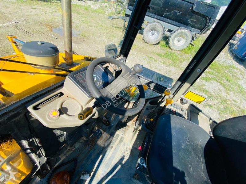 Retroescavadora JCB TRACTOPELLE 5,2T (NET DE...