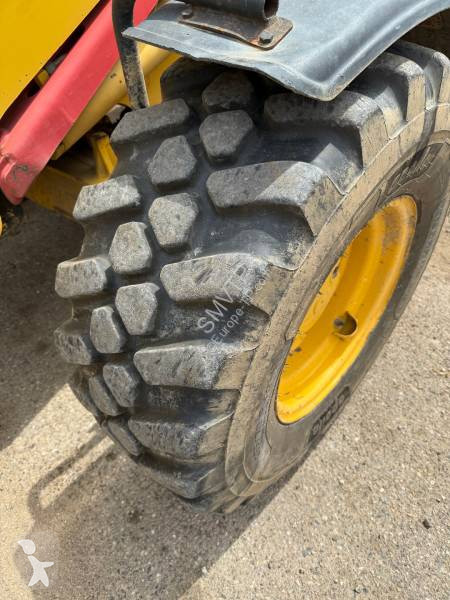 Retroescavadora Komatsu WB93R5