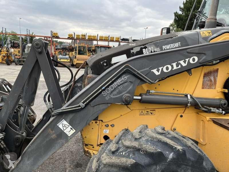 Traktor med grab Volvo + POWERSHIFT