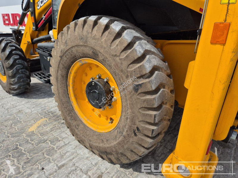 Graaflaadmachine JCB 3DX PLUS
