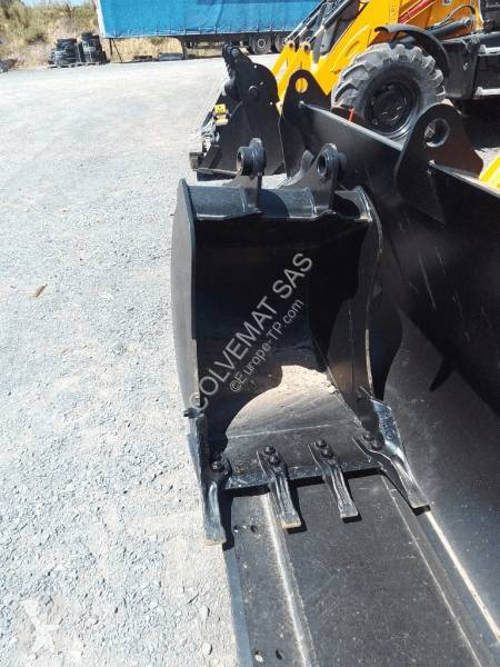 Bagr JCB plus