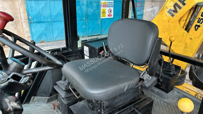 Экскаватор-погрузчик MF Automation 60HX 4X4