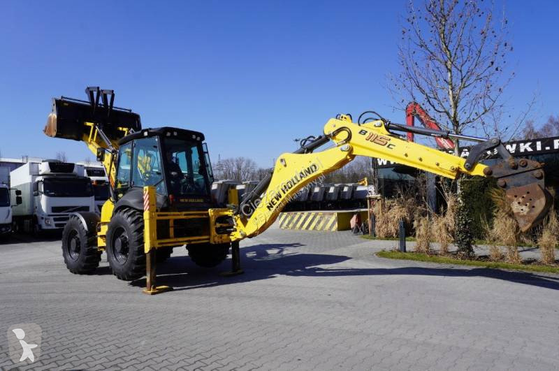 Buldoexcavator New Holland C backhoe loader /...