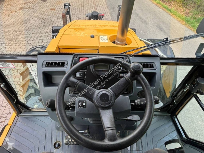Bagr Mecalac TLB 990 PS