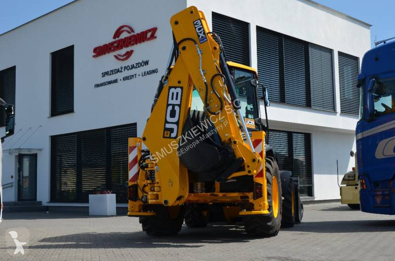 Traktor med grab JCB 2026r / SILNIK 4,8L 109km...