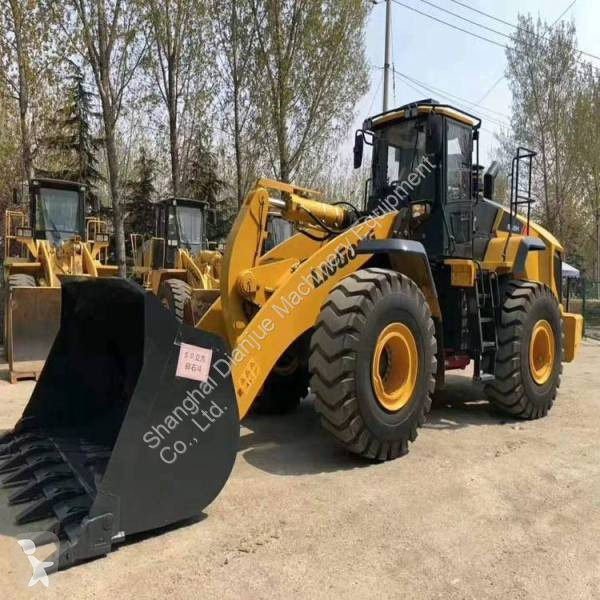 Bagr Caterpillar 420