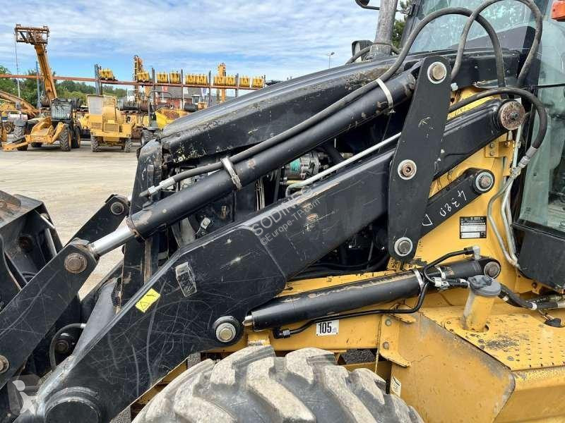 Экскаватор-погрузчик Caterpillar