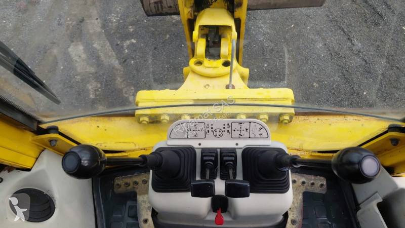 Tractopelle Komatsu