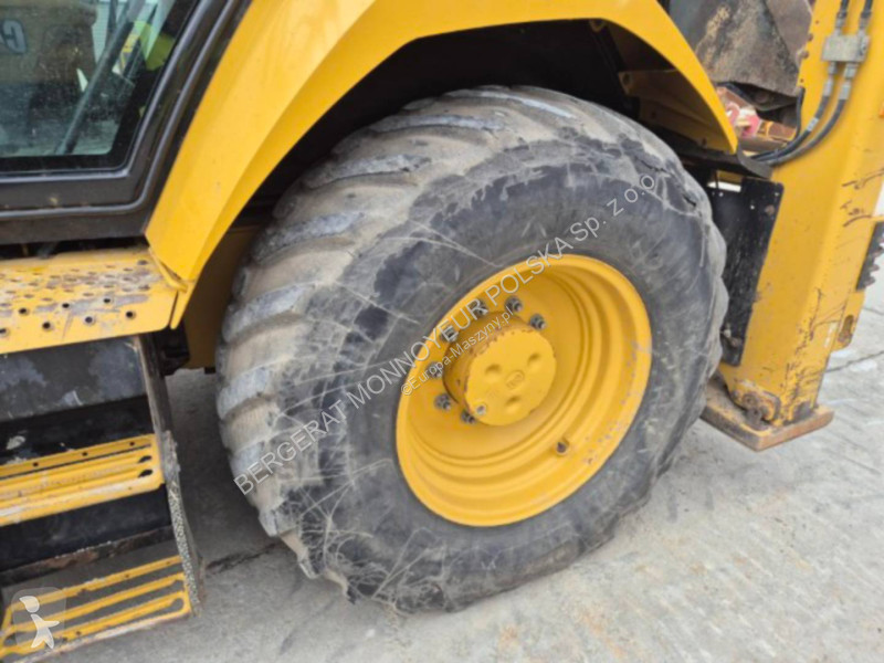Tractopelle Caterpillar 432F2