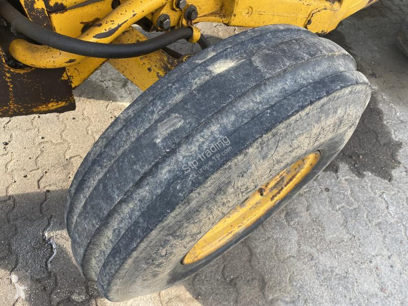 Buldoexcavator Massey Ferguson  MF 500BII