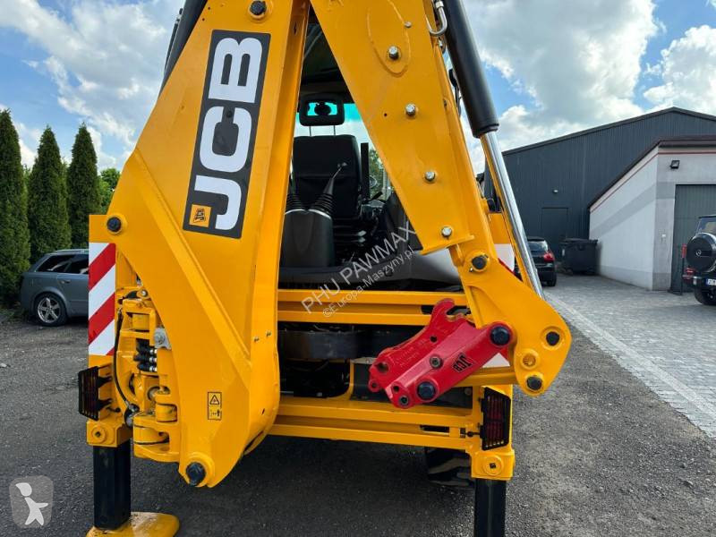 Buldoexcavator JCB