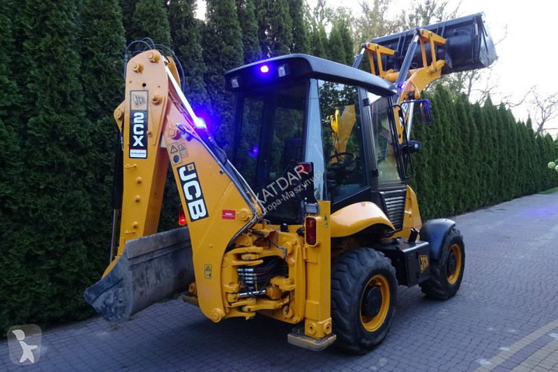 Retroescavadora JCB 2CX SM 4 WS