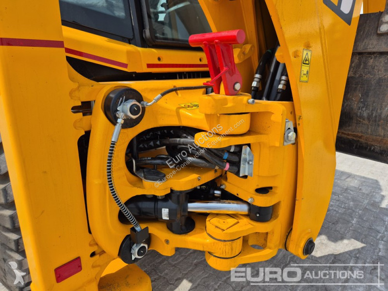 Retroescavadora JCB 3DX PLUS