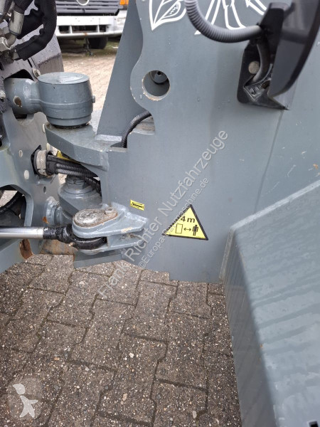 Nakladač Giant Giant V 452 XTRA org1154Std...