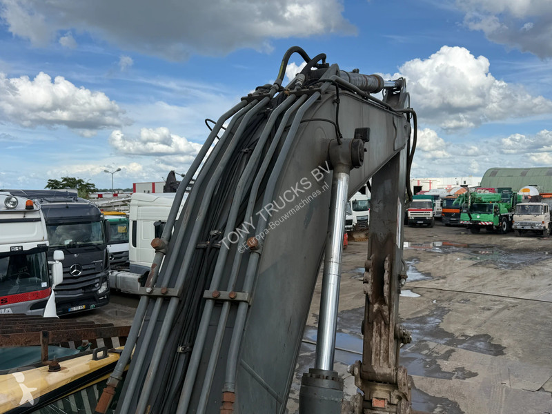 Traktor med grab Volvo EC 240CL Excavator...
