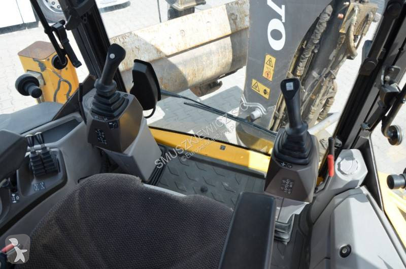 Bagr Volvo BL 71 B 2013r / 6086 mth / JOYSTICK...