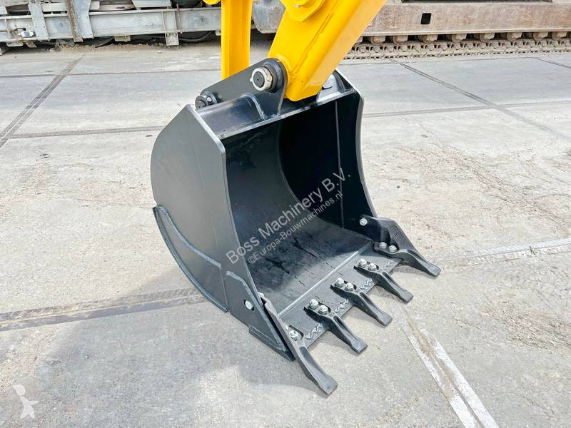 Bagr JCB 3DX /  Plus 4WD - 4/1 Bucket / Hammer...
